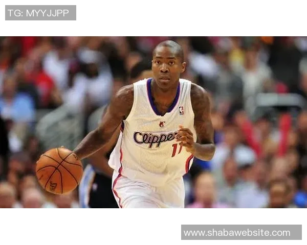 爱德华兹上半场表现低迷仅得6分遭对手严防三分球全失无缘得分爆发