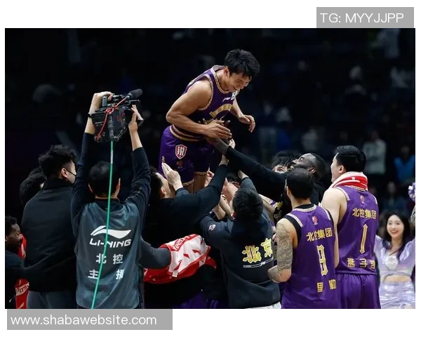 媒体人建议奥拉迪波若未找到新工作可考虑加盟CBA提升状态